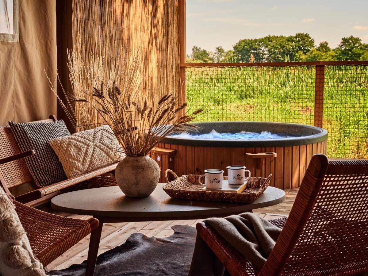 Hotel Zatoria Luxury Glamping Zator Extérieur photo