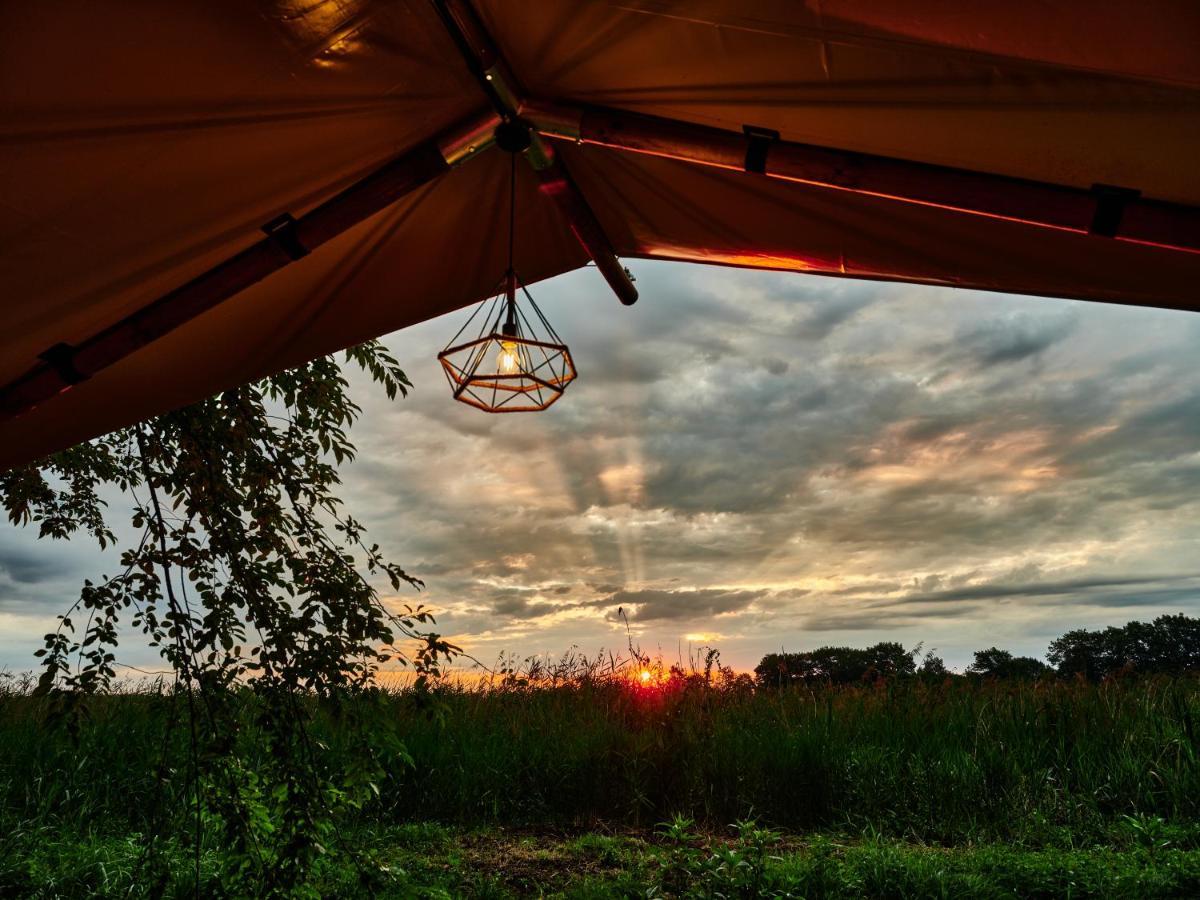 Hotel Zatoria Luxury Glamping Zator Extérieur photo